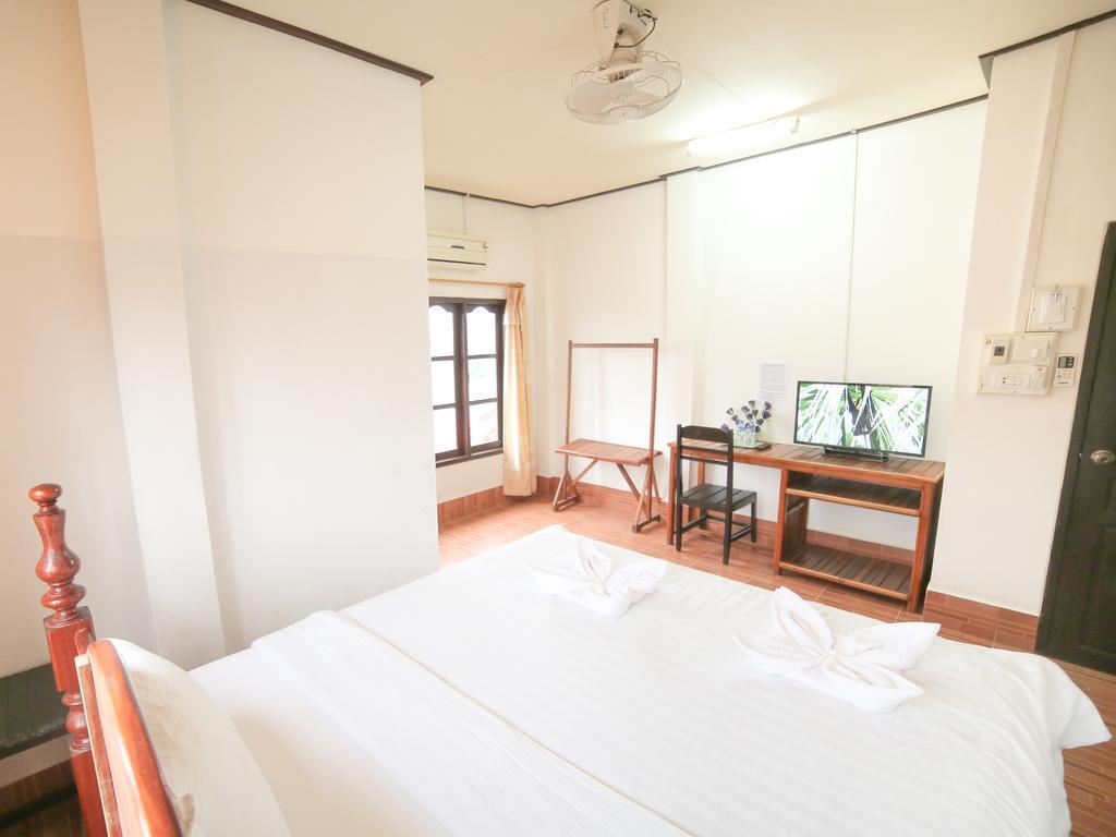 Maylay Guesthouse Ванг-Виенг Экстерьер фото