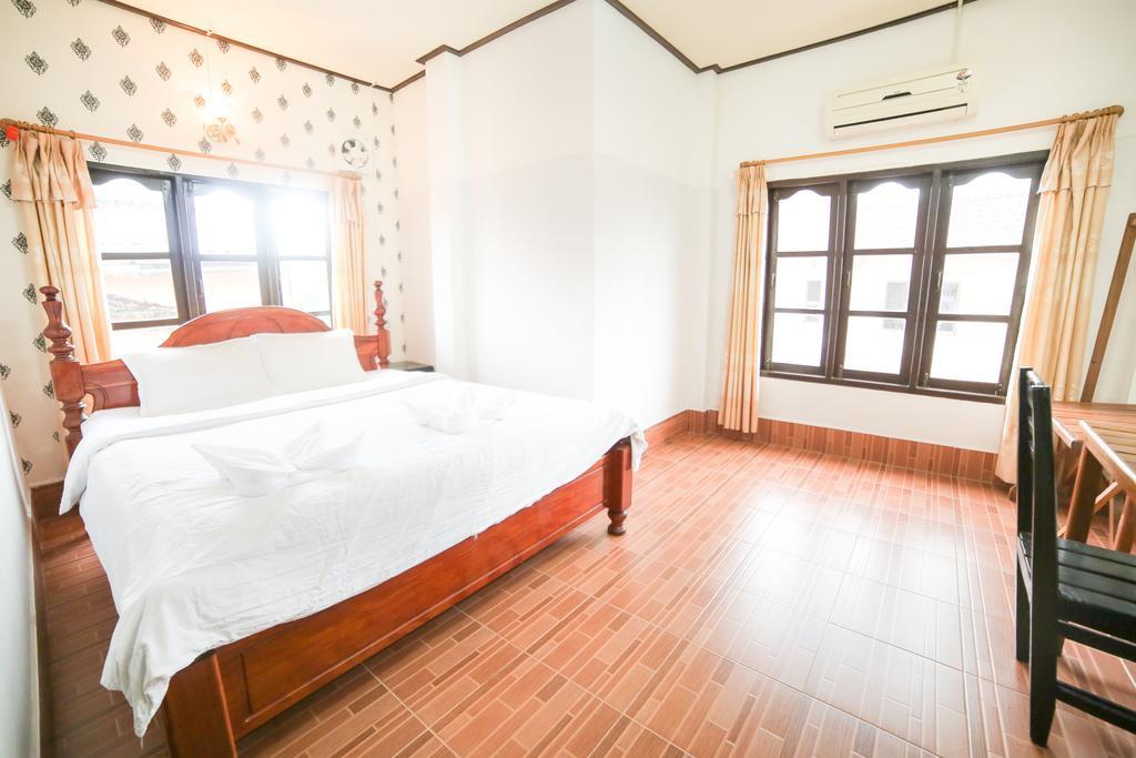 Maylay Guesthouse Ванг-Виенг Экстерьер фото