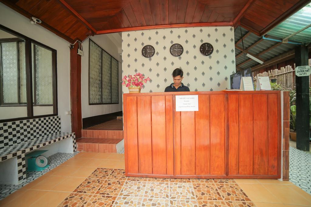 Maylay Guesthouse Ванг-Виенг Экстерьер фото