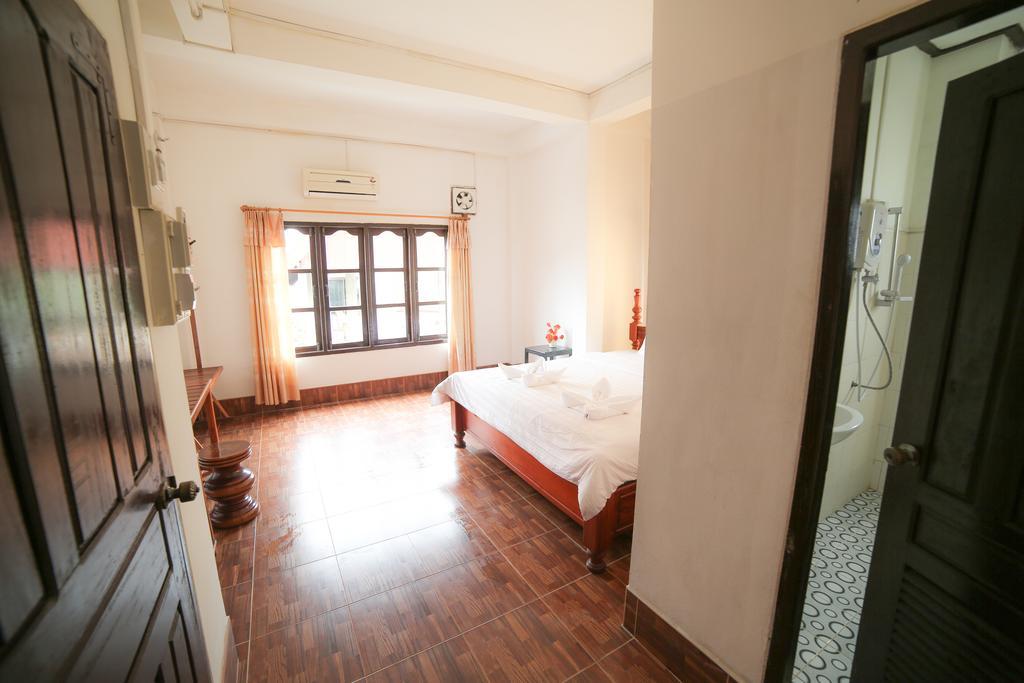 Maylay Guesthouse Ванг-Виенг Экстерьер фото