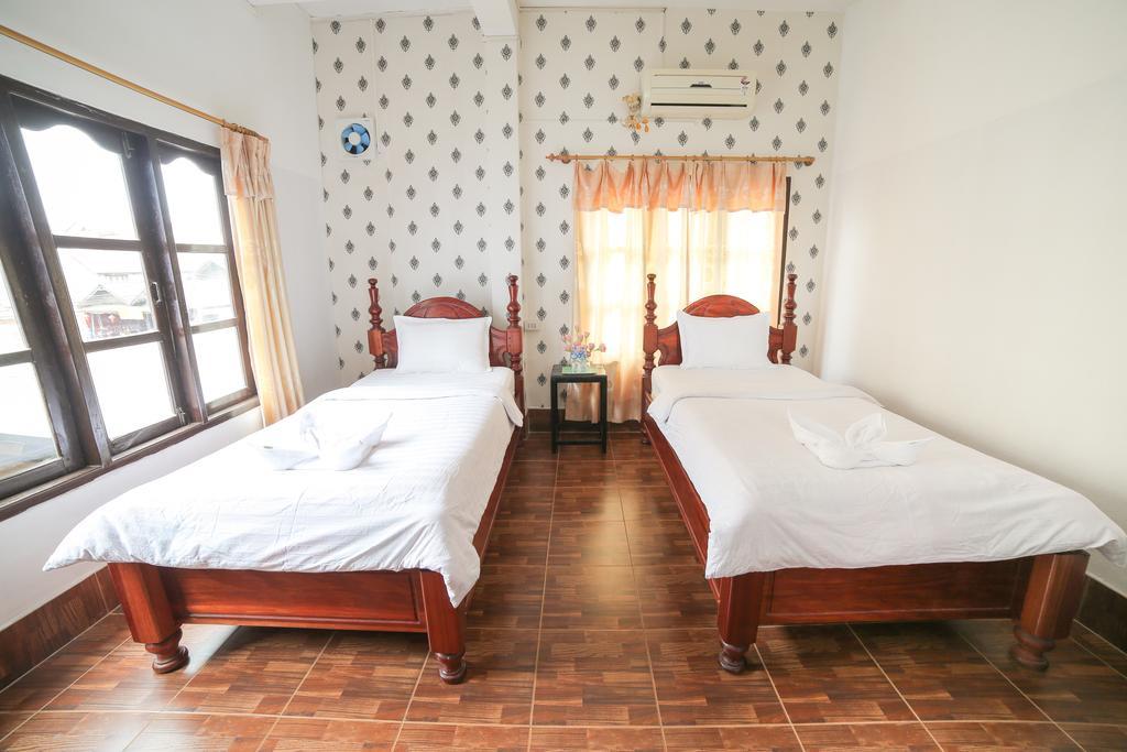 Maylay Guesthouse Ванг-Виенг Экстерьер фото